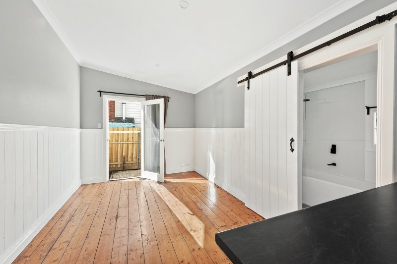 Gallery: 719 Skipton Street