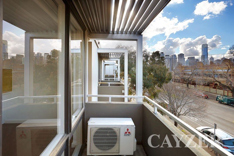 Gallery: 7/192 Cecil Street