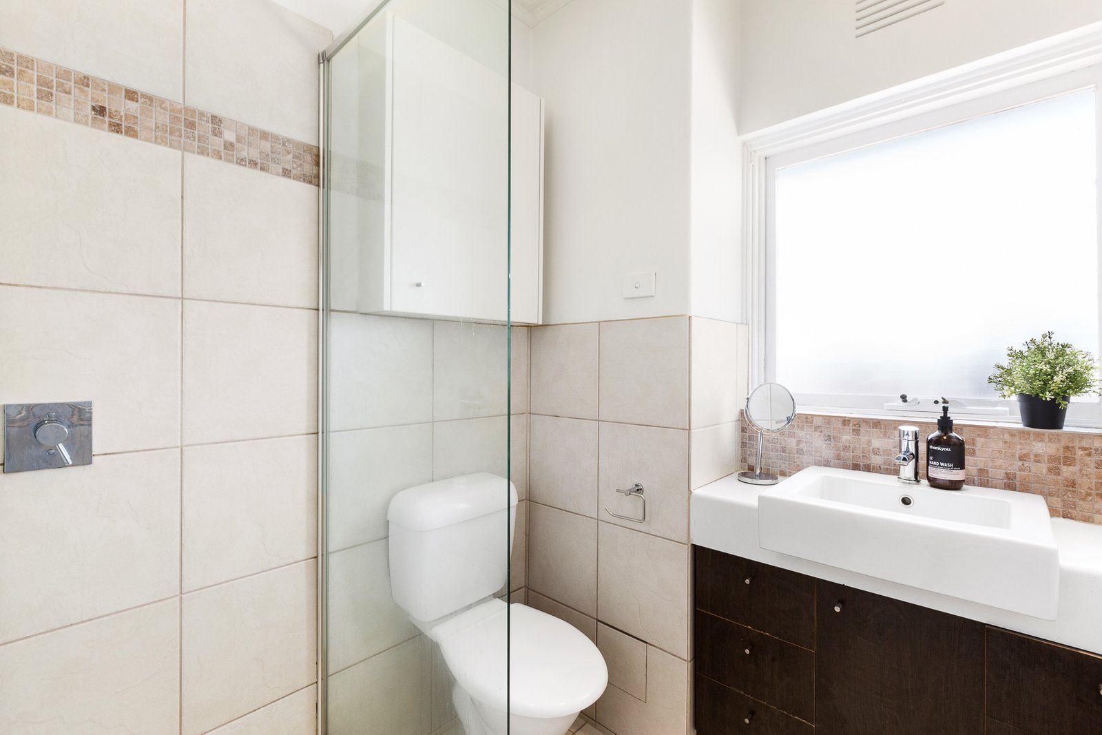 Gallery: 7/199 Ormond Road