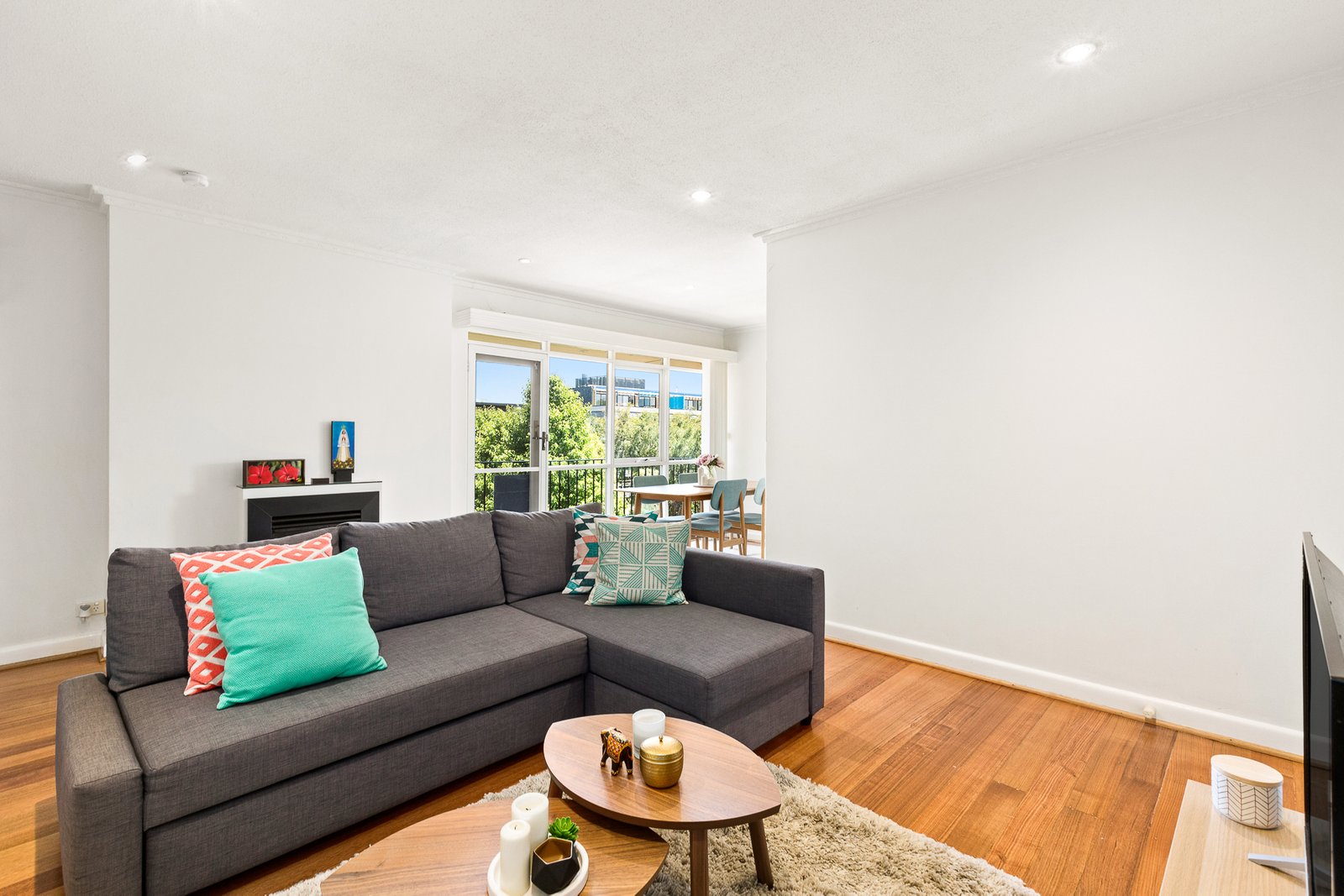 Gallery: 7/199 Ormond Road