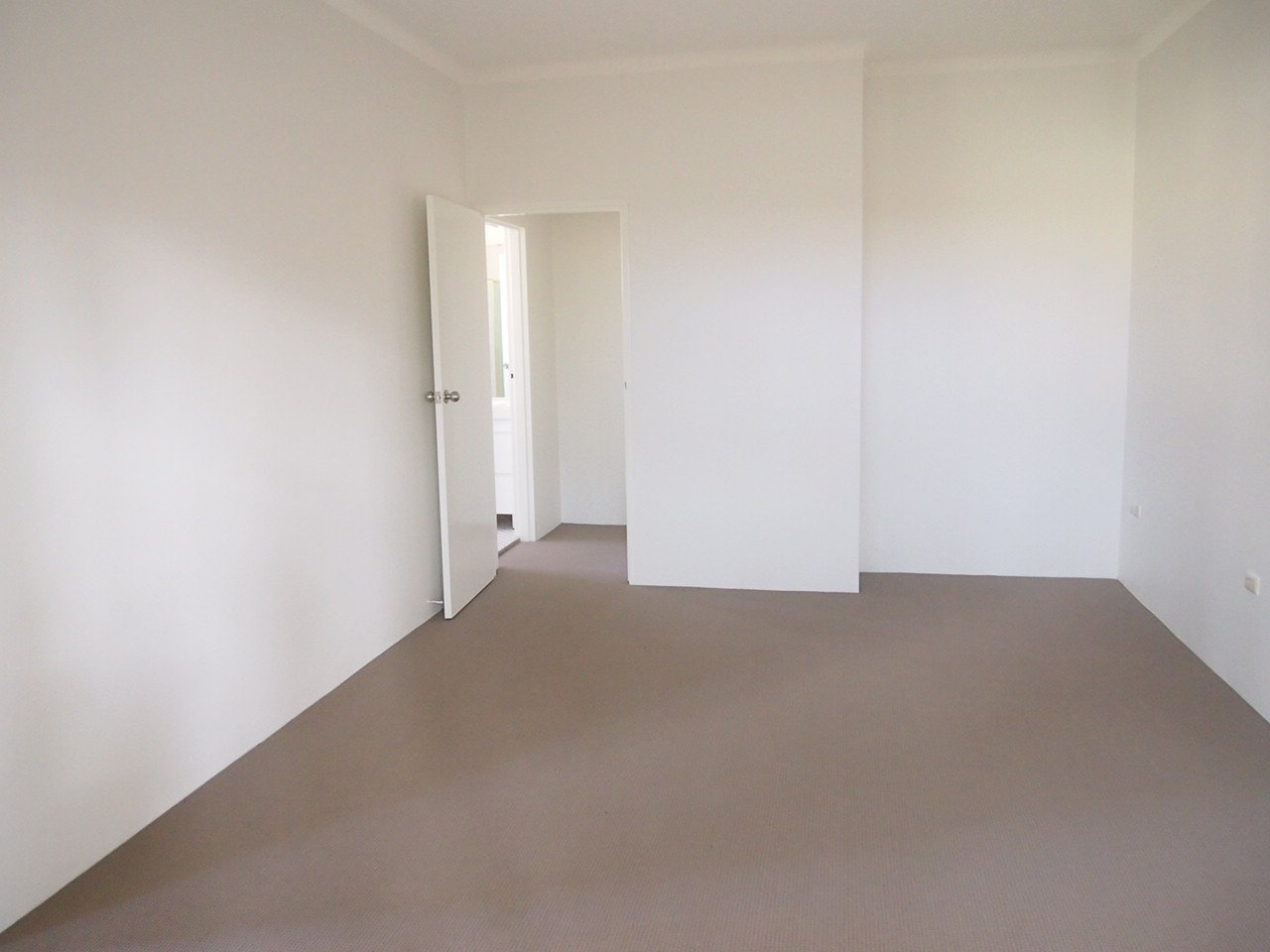 7/1a Rosa Street OATLEY 2