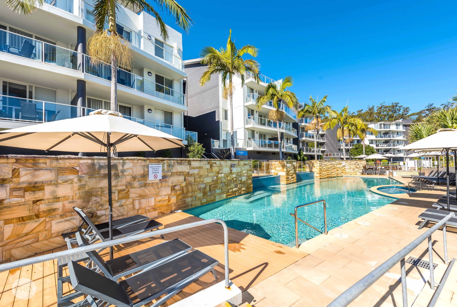 7/1a Tomaree Street NELSON BAY 2