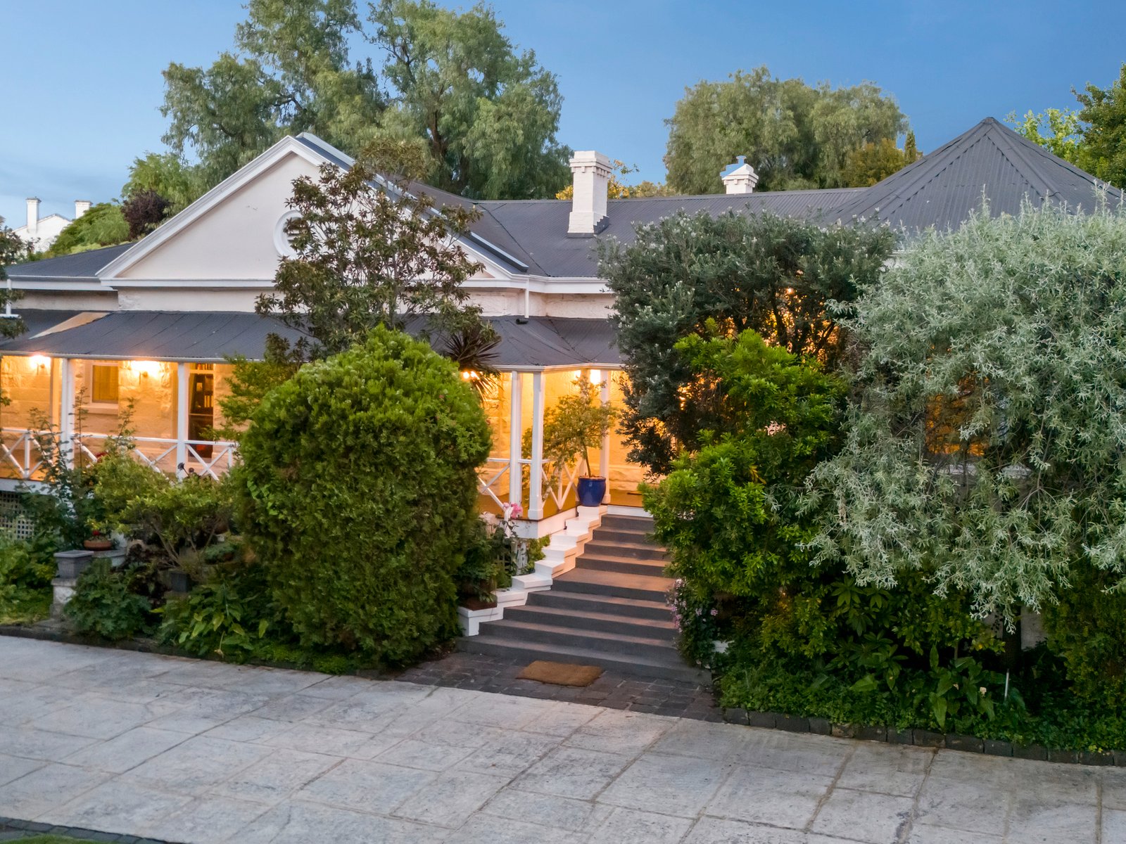 Gallery: 72-78 Barkly Street