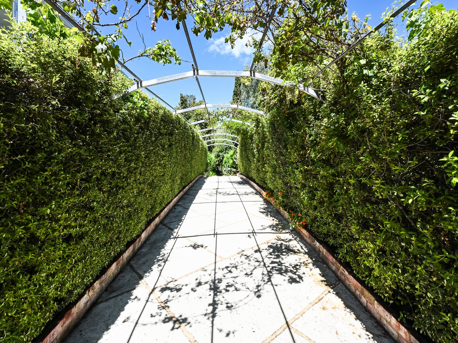 Gallery: 72-78 Barkly Street