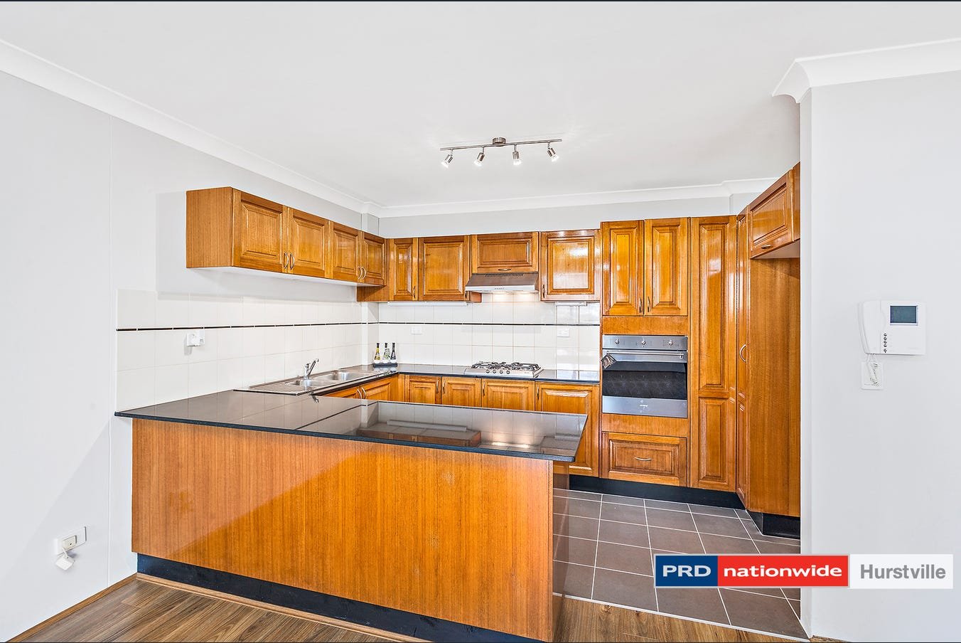 7/2-8 Bridge Street HURSTVILLE 2