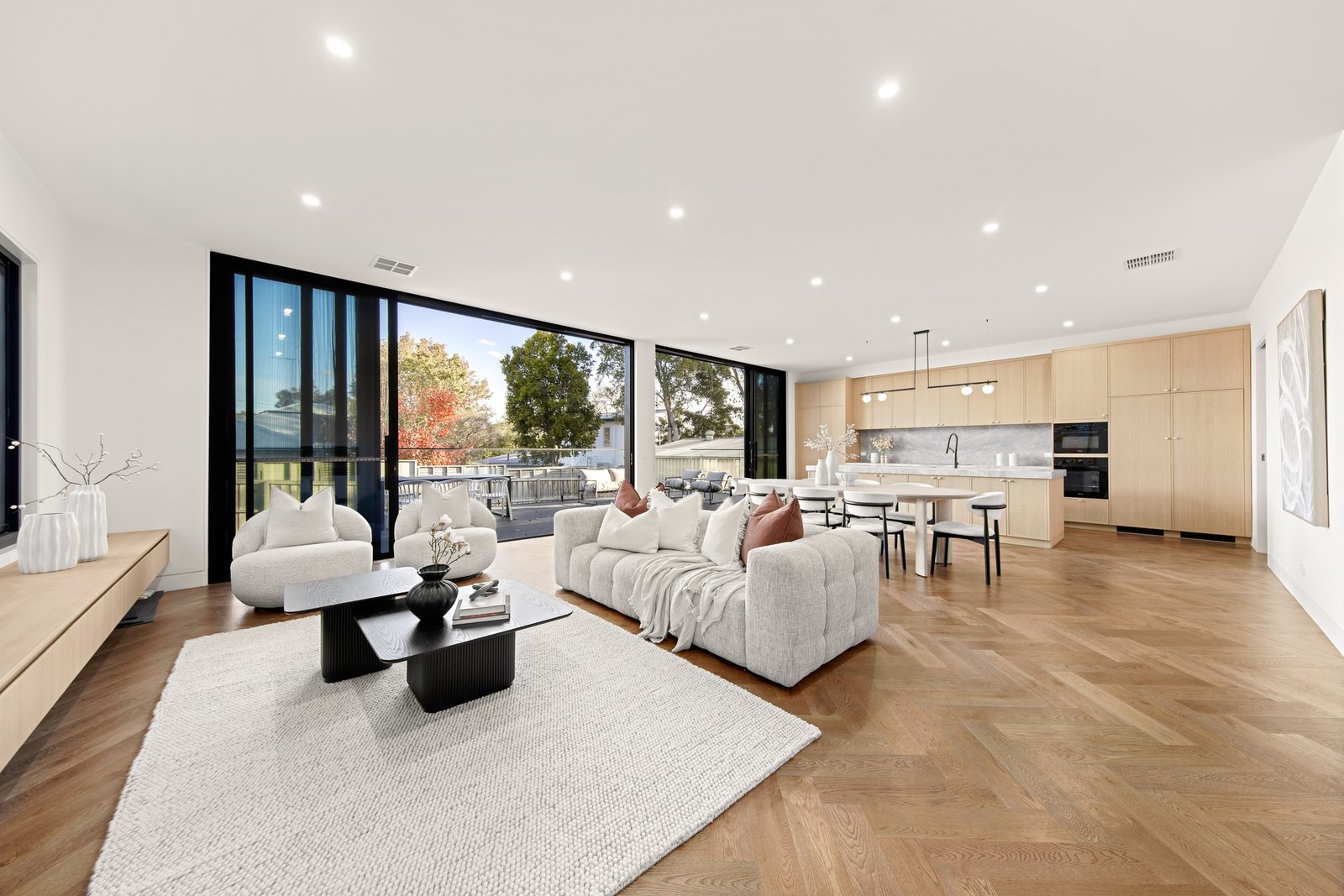 Gallery: 72 Baratta Street