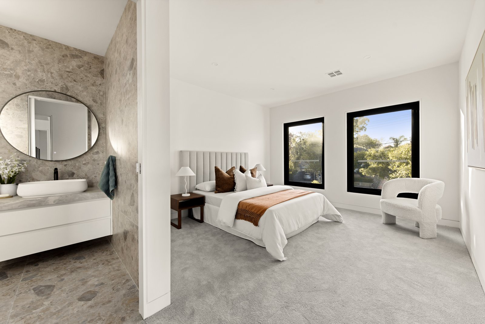 Gallery: 72 Baratta Street