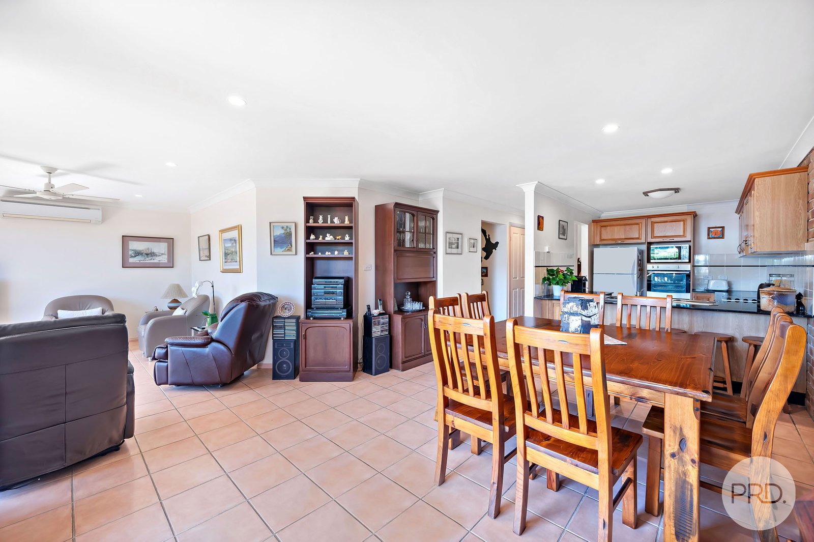 72 Bonito Street CORLETTE 5