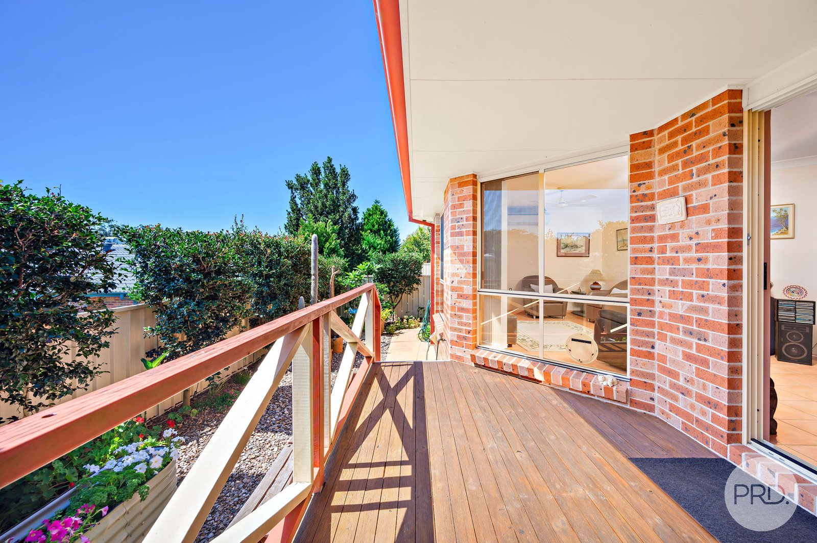 72 Bonito Street CORLETTE 8