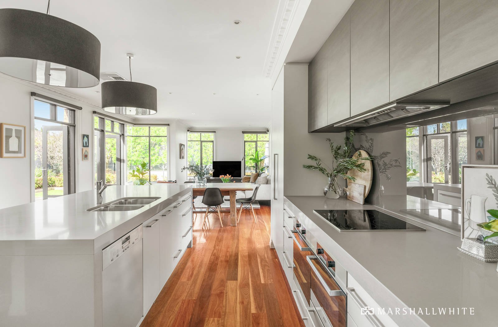 72 Canberra Grove, Brighton East, VIC