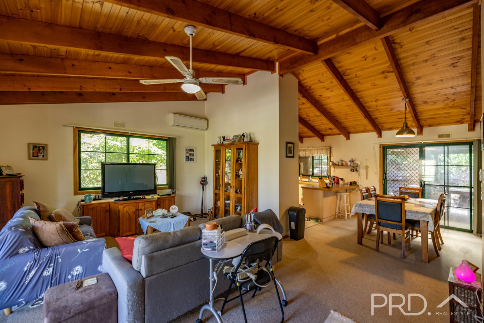 72 Carey Street TUMUT 18