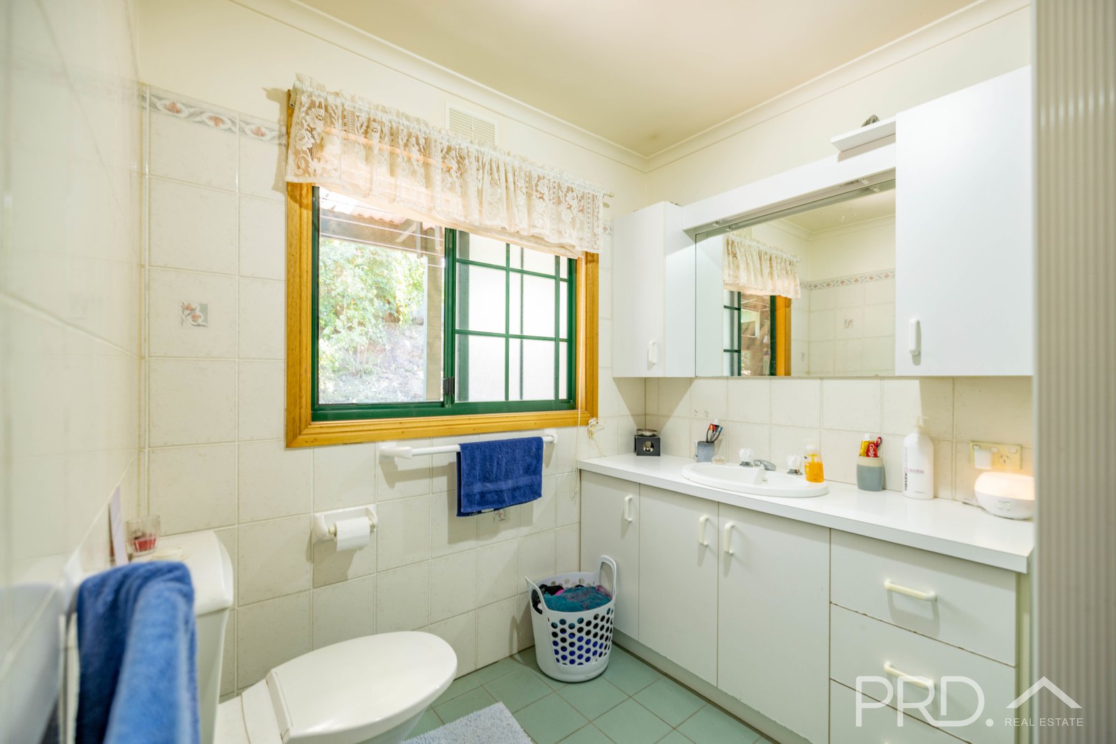 72 Carey Street TUMUT 21