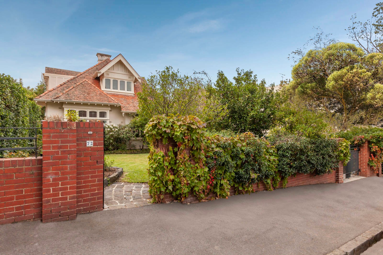 Property Video Thumbnail