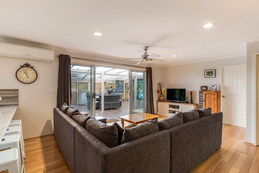 72 Corrie Parade CORLETTE 13