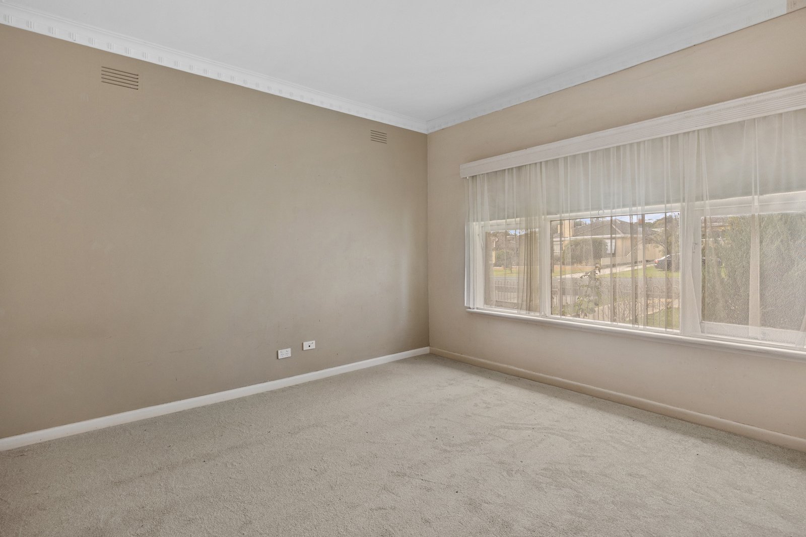 Gallery: 72 Curtin St