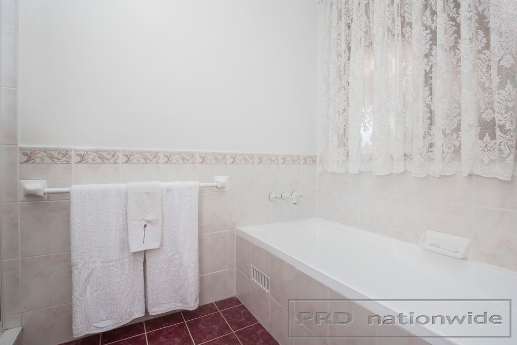 72 Dalveen Rd  BOLWARRA HEIGHTS 17