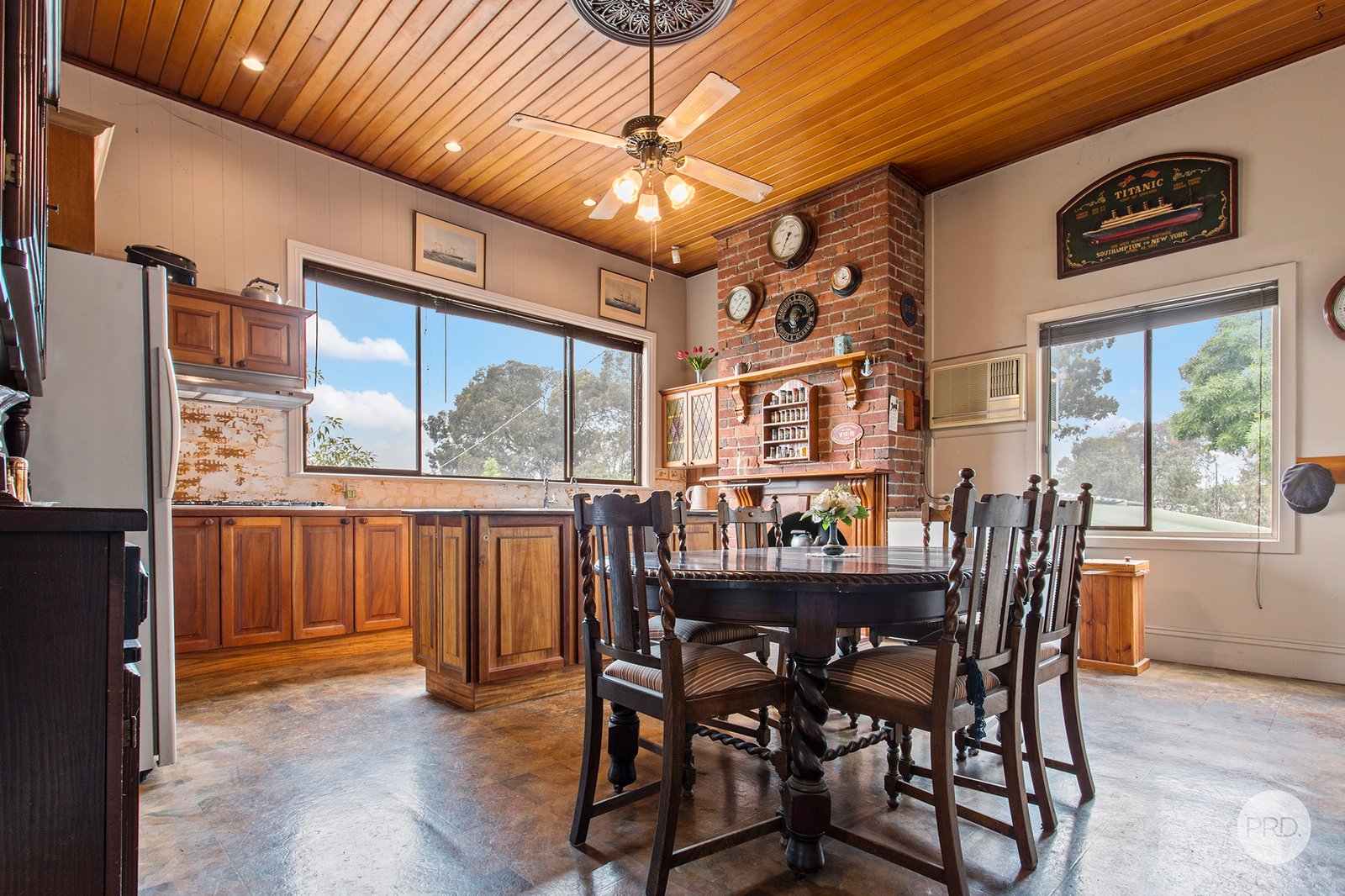 72 Eaglehawk Road IRONBARK 14