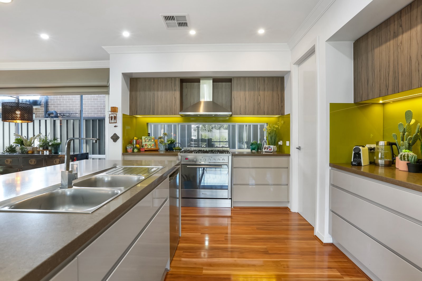 72 Haywards Bay Drive HAYWARDS BAY 3