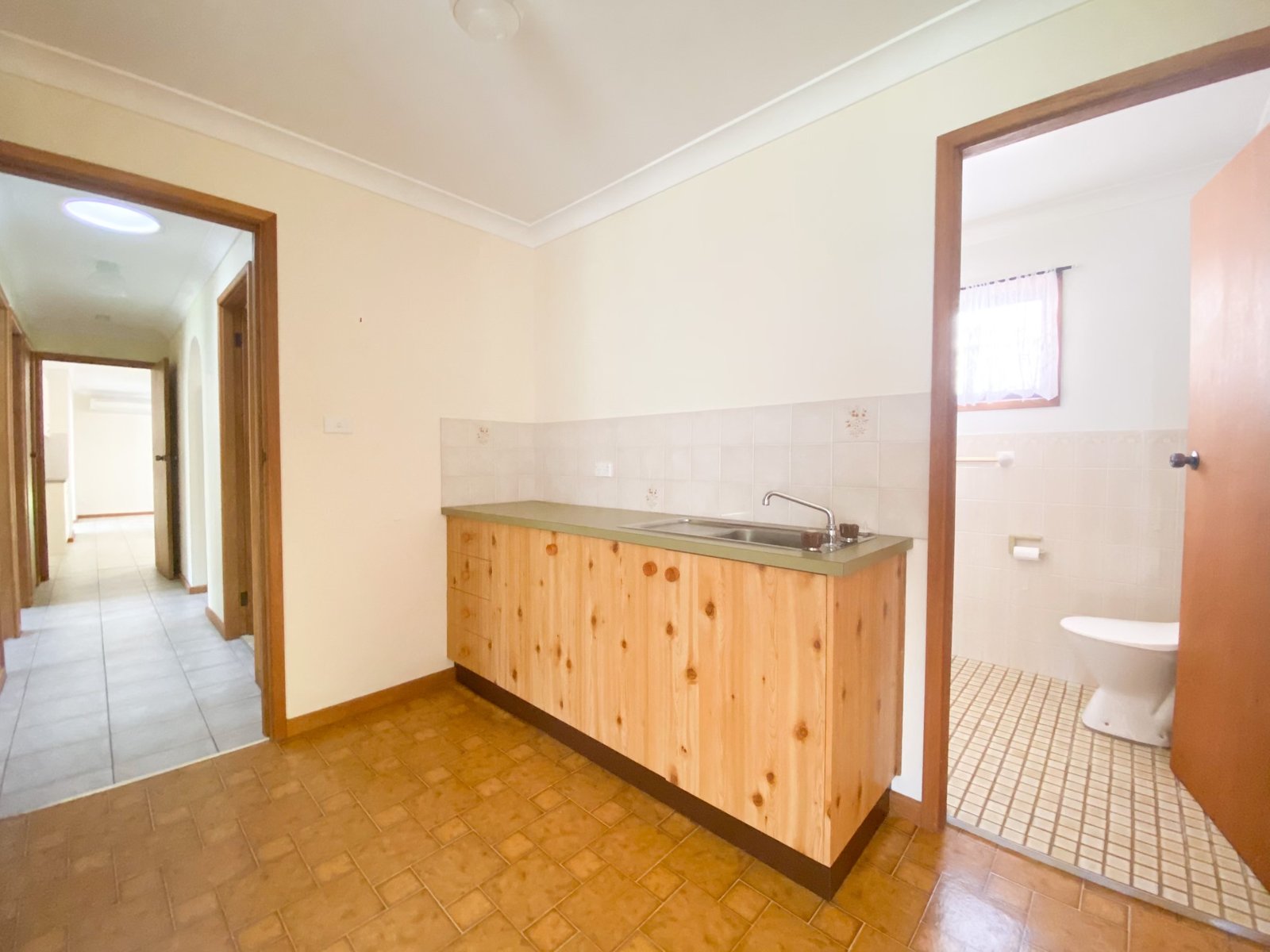 72 Horace Street SHOAL BAY 12