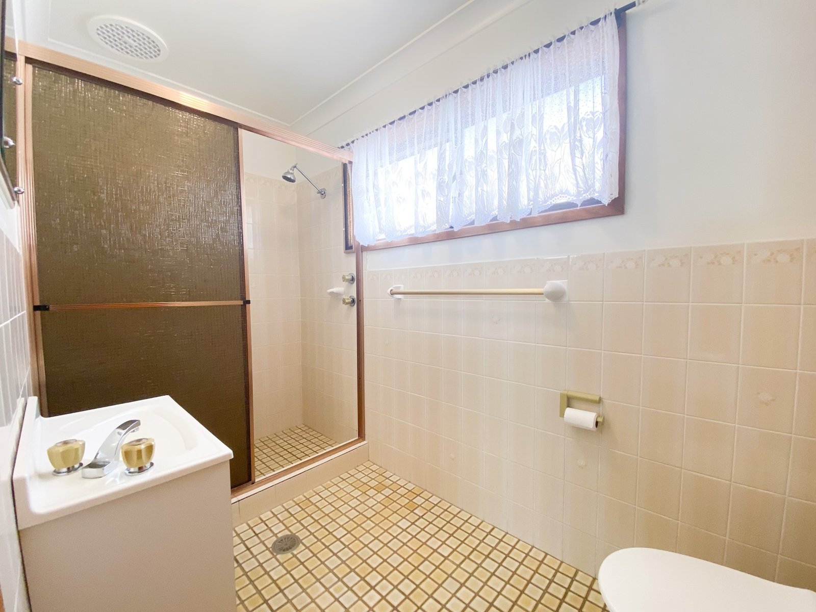 72 Horace Street SHOAL BAY 17
