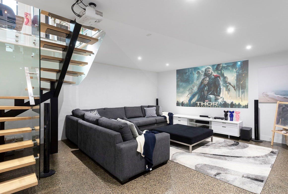 Real Estate and Property in 72 Hughes Parade, Reservoir, VIC