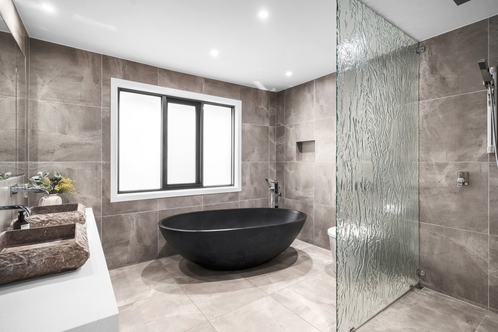 Real Estate and Property in 72 Hughes Parade, Reservoir, VIC