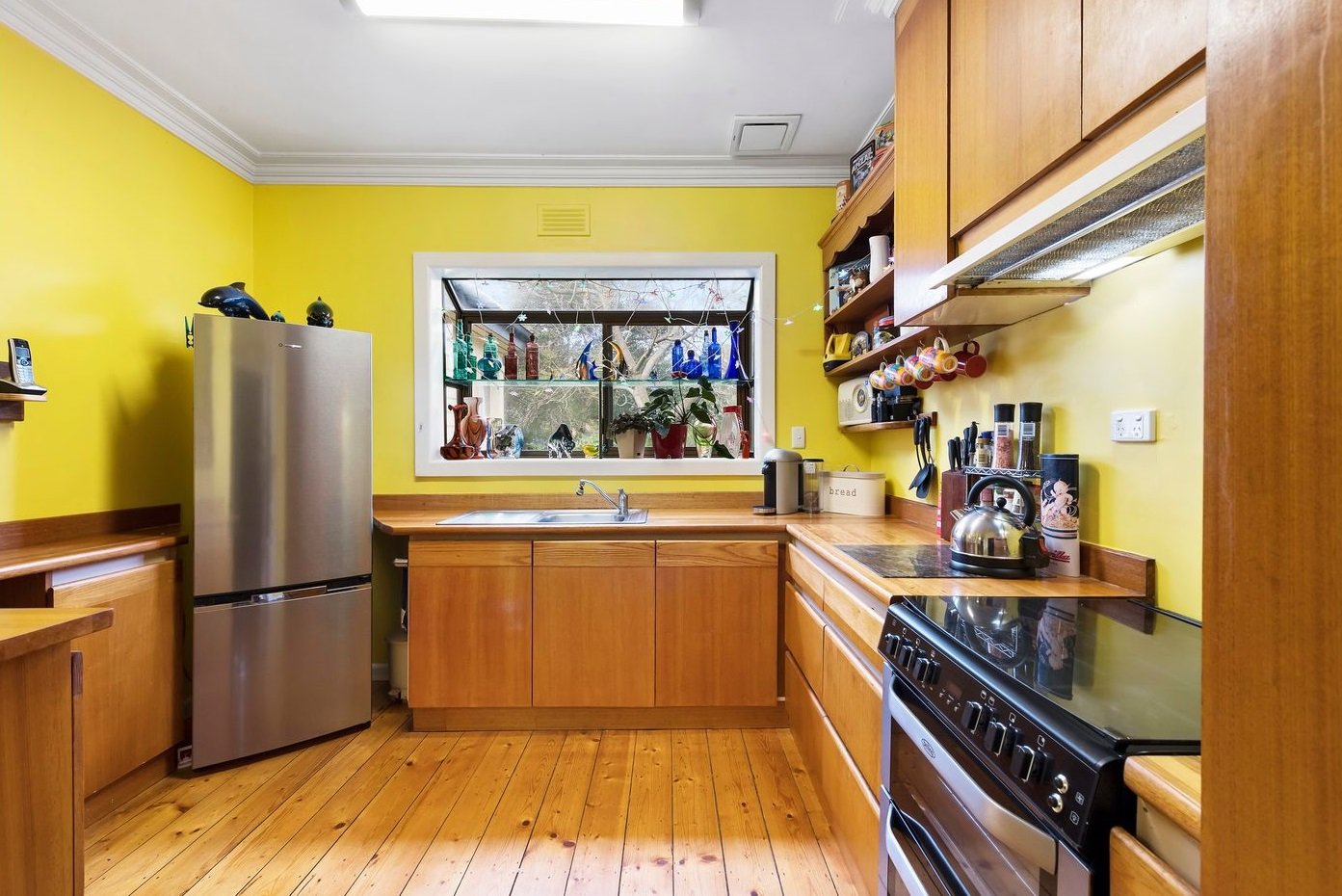 Gallery: 72 Kananook Avenue