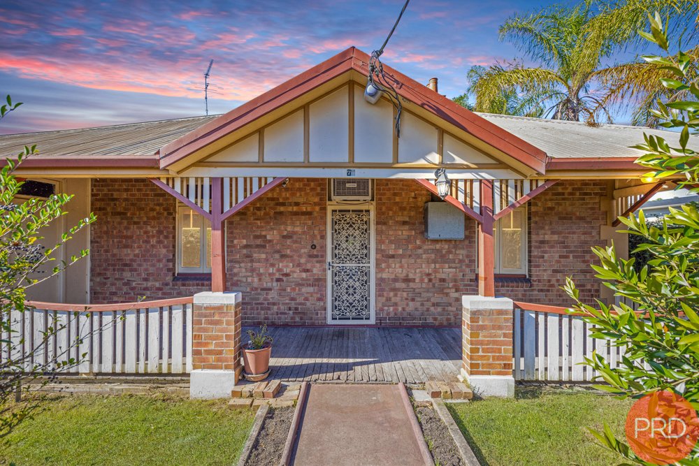 72 Lawes Street EAST MAITLAND 2