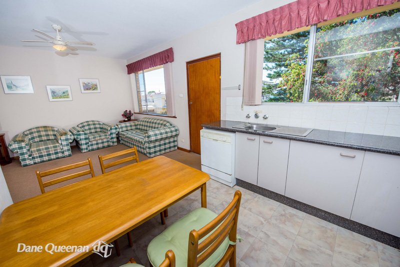7/2 Lillian Street SHOAL BAY 11
