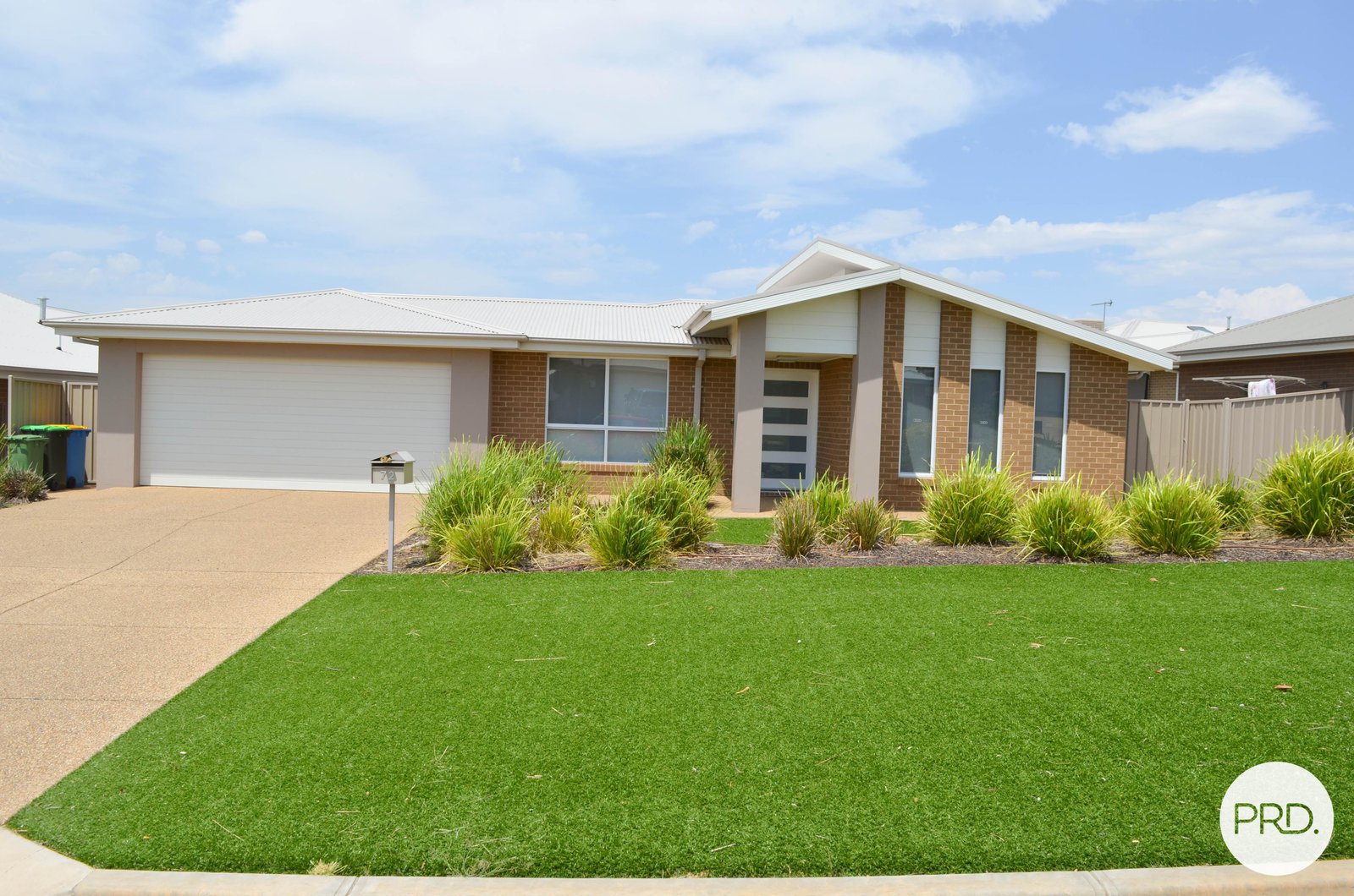 72 Lingiari Drive LLOYD 1