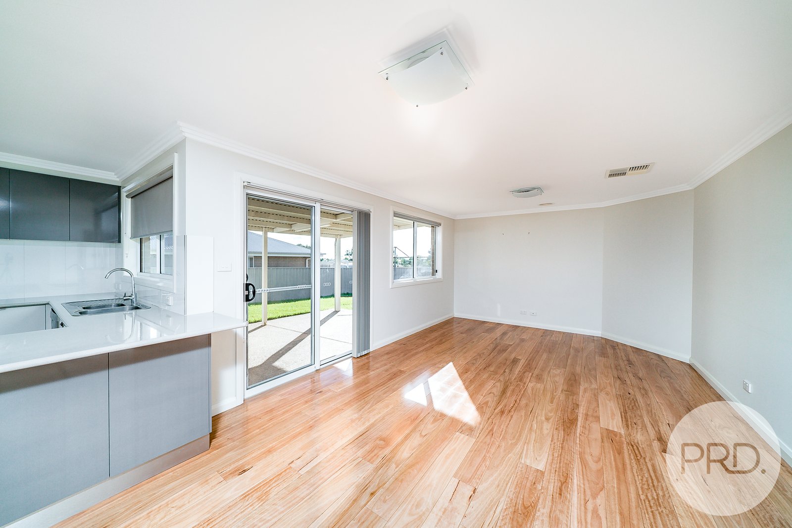 72 Lingiari Drive LLOYD 3