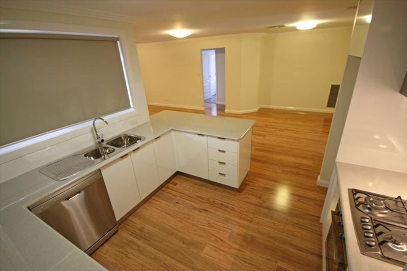 72 Lingiari Drive LLOYD 2