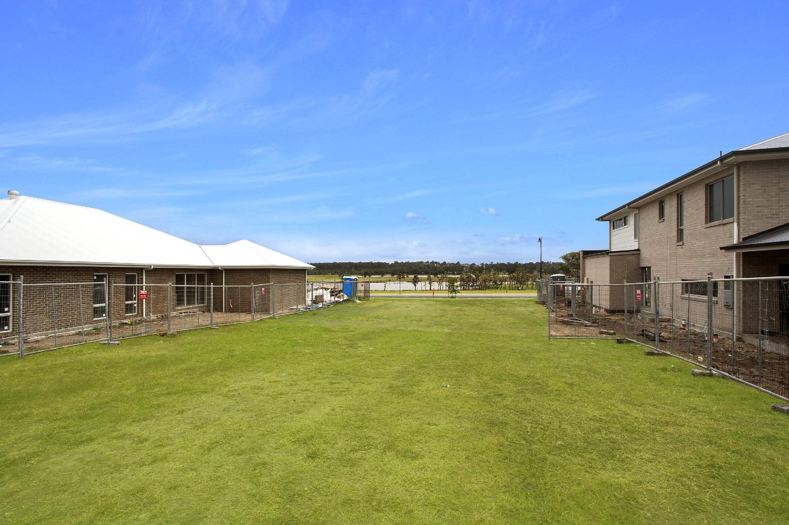 72 (lot 2226) Emperor Parade CHISHOLM 1