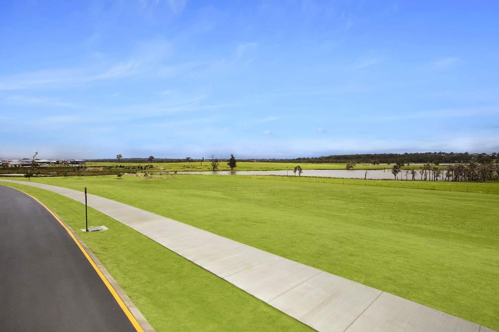 72 (lot 2226) Emperor Parade CHISHOLM 4