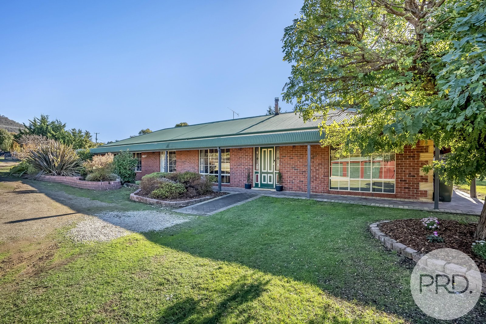 72 Lynrowan Drive ACTON PARK 4