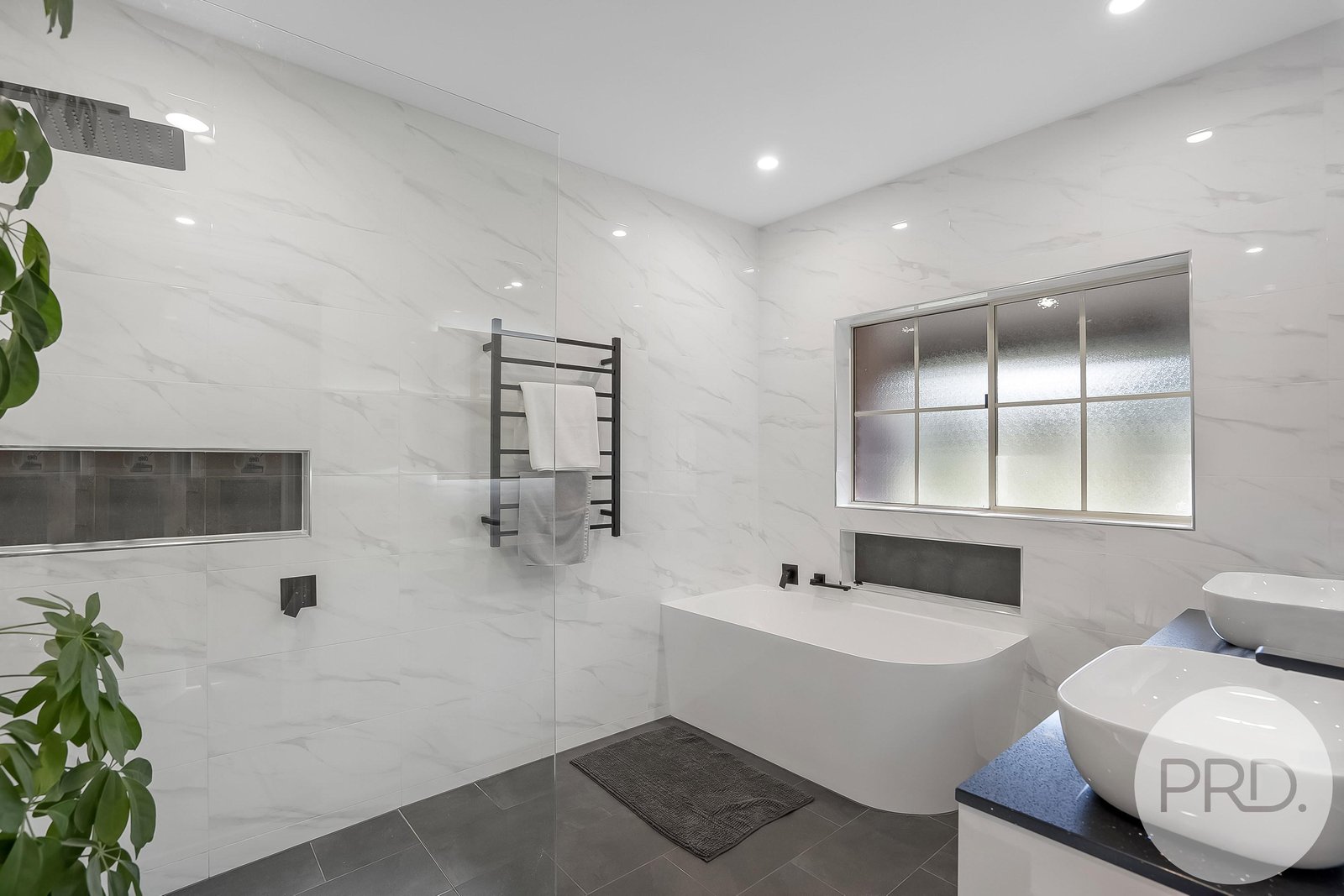 72 Lynrowan Drive ACTON PARK 12