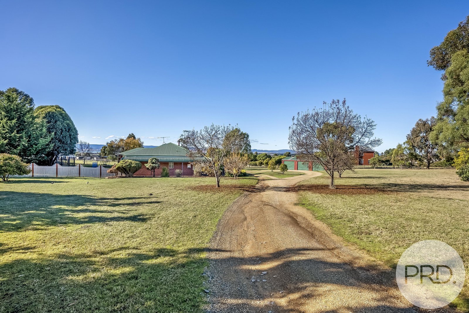 72 Lynrowan Drive ACTON PARK 27