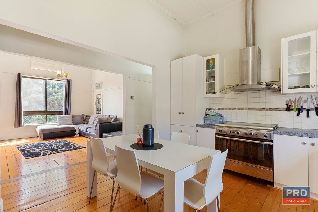72 Mackenzie Street West  GOLDEN SQUARE 3