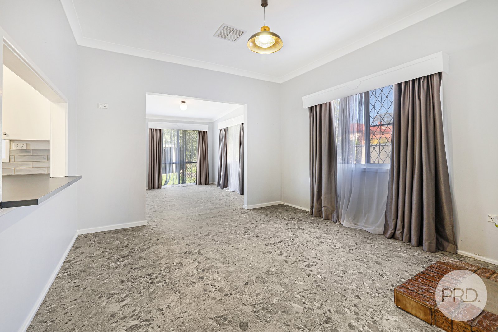 72 Mathews Street TAMWORTH 9