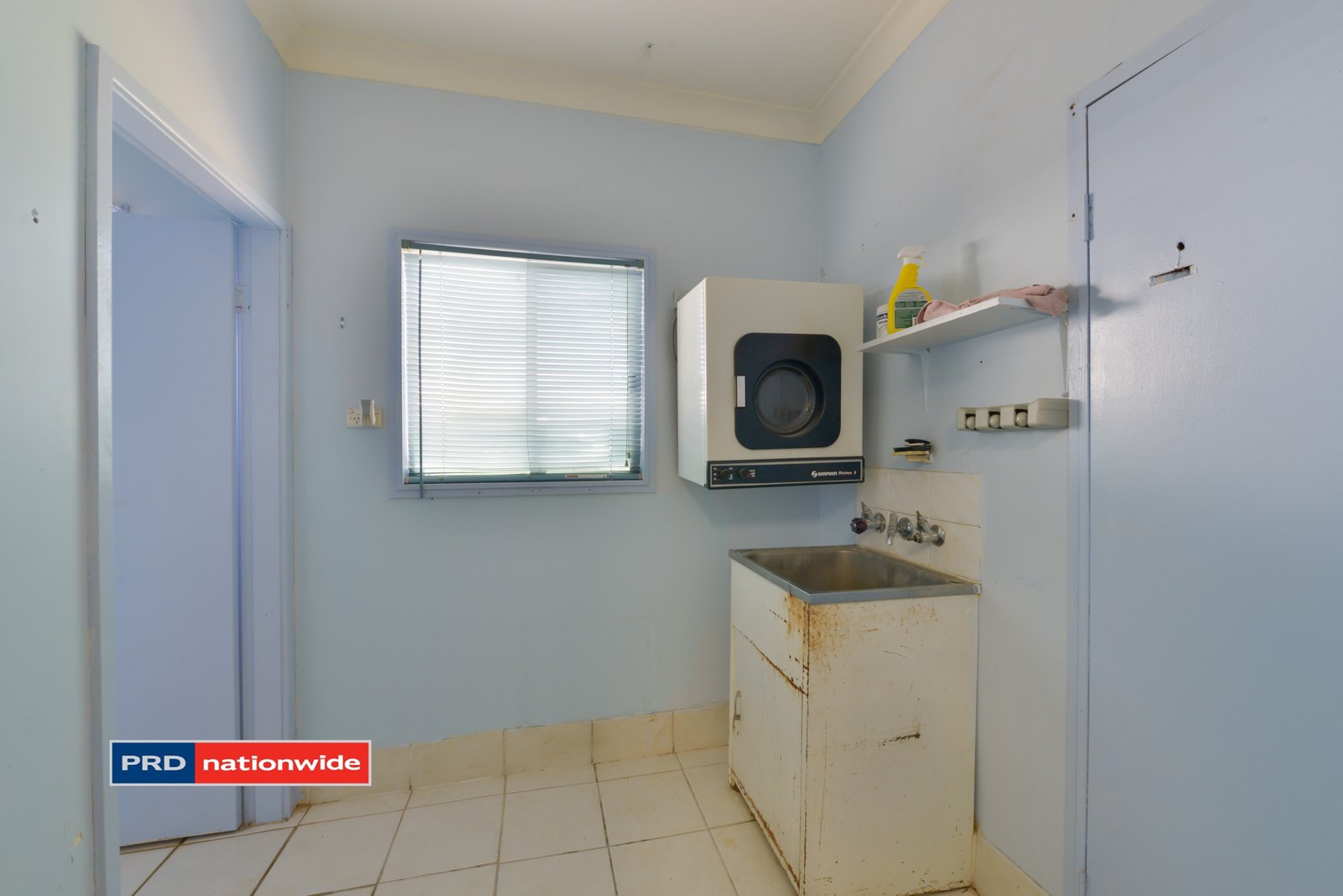 72 Mathews Street TAMWORTH 9