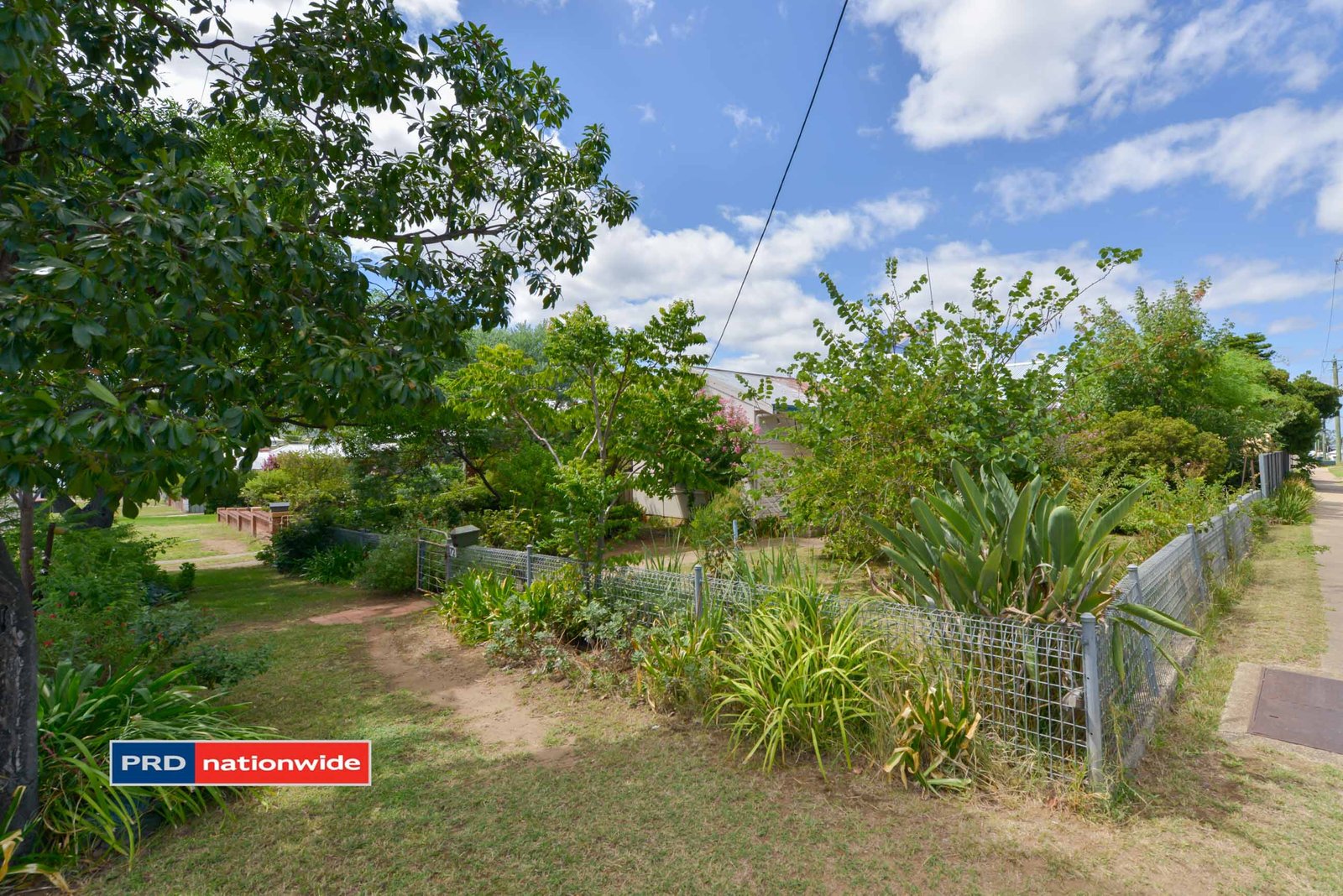 72 Mathews Street TAMWORTH 11