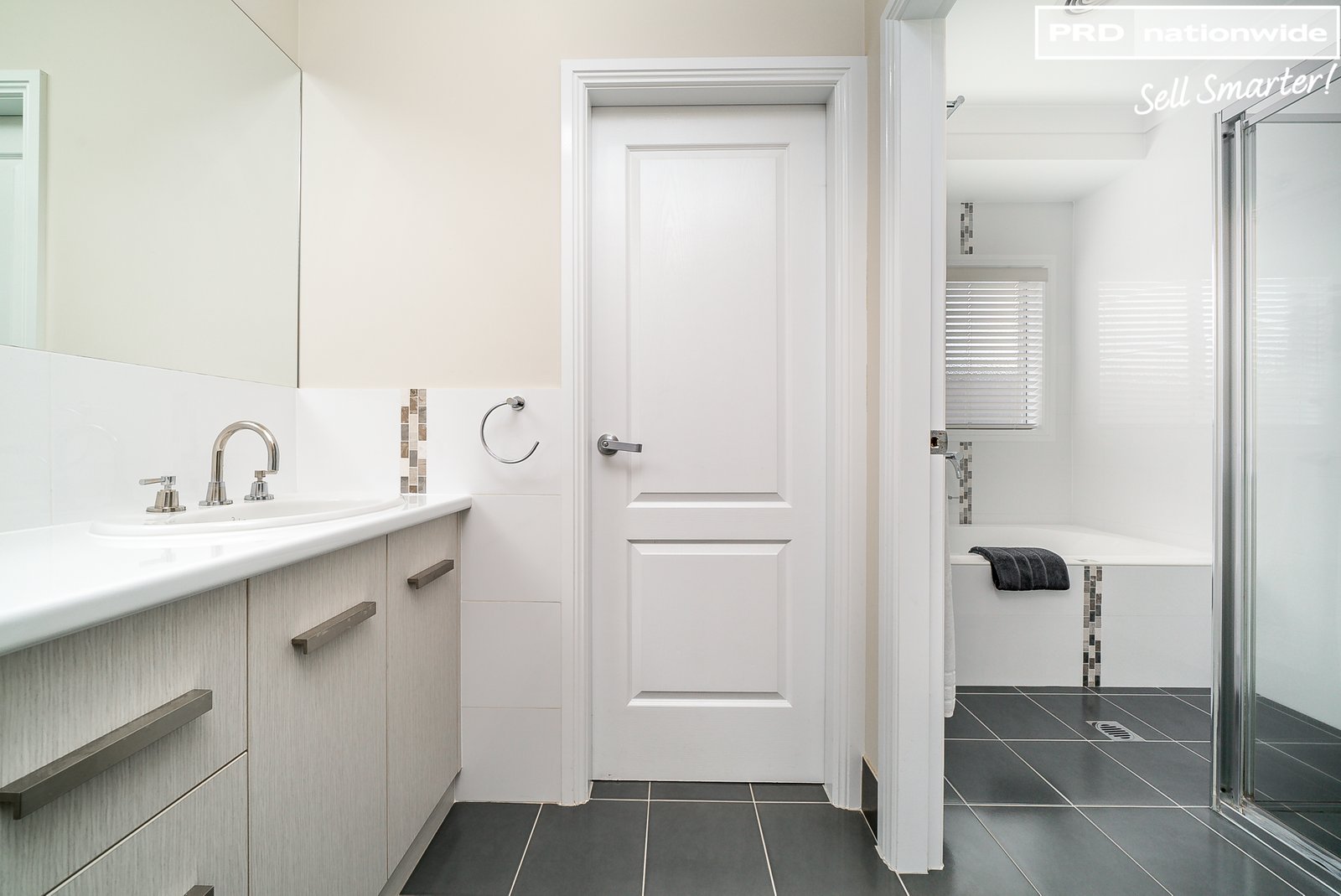 72 Messenger Avenue BOOROOMA 9