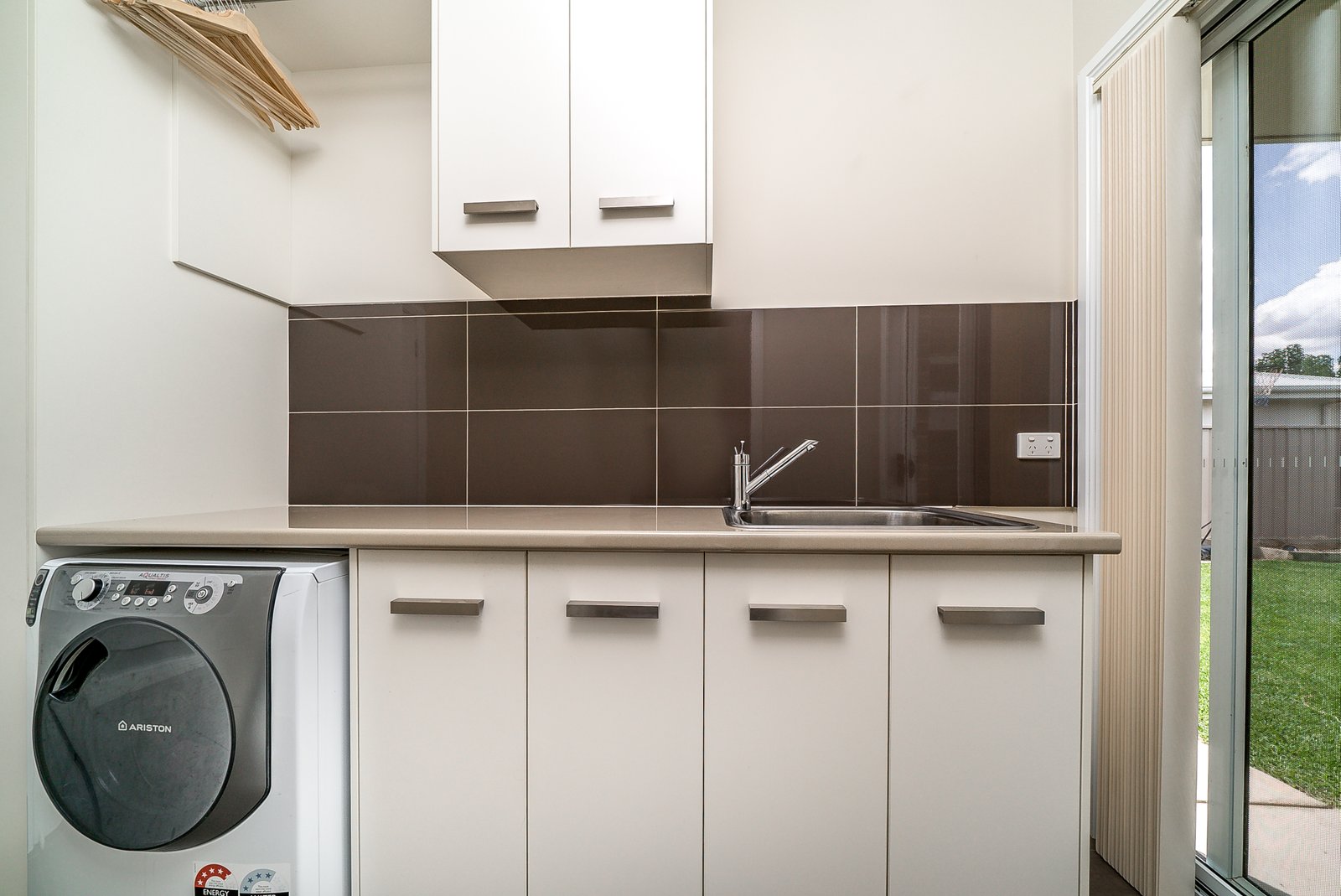 72 Messenger Avenue BOOROOMA 13