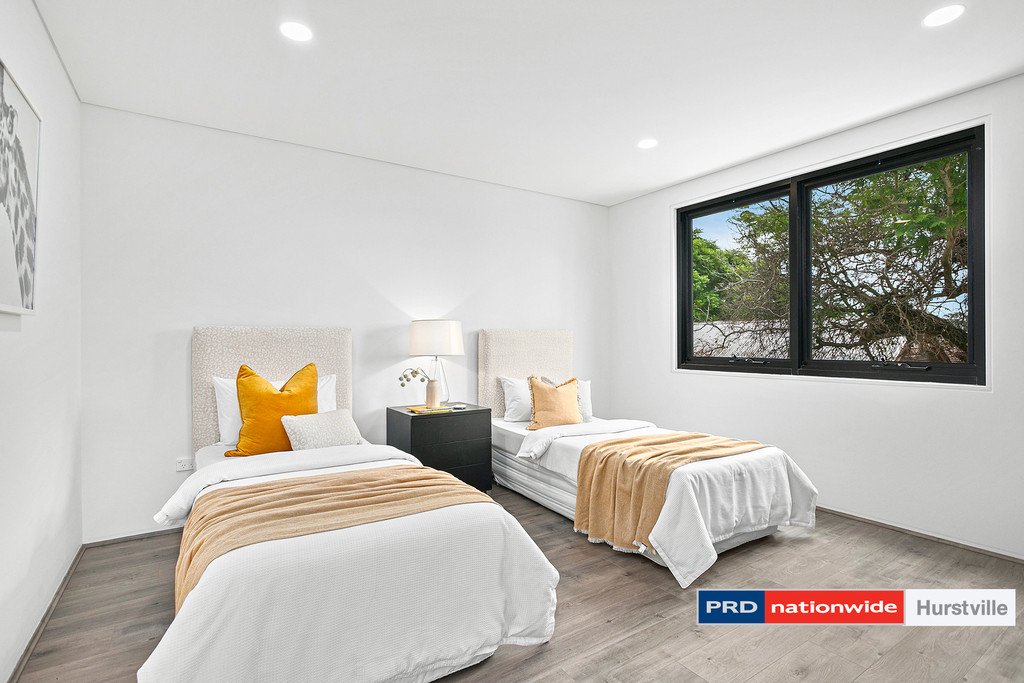 72 Moore Street HURSTVILLE 6