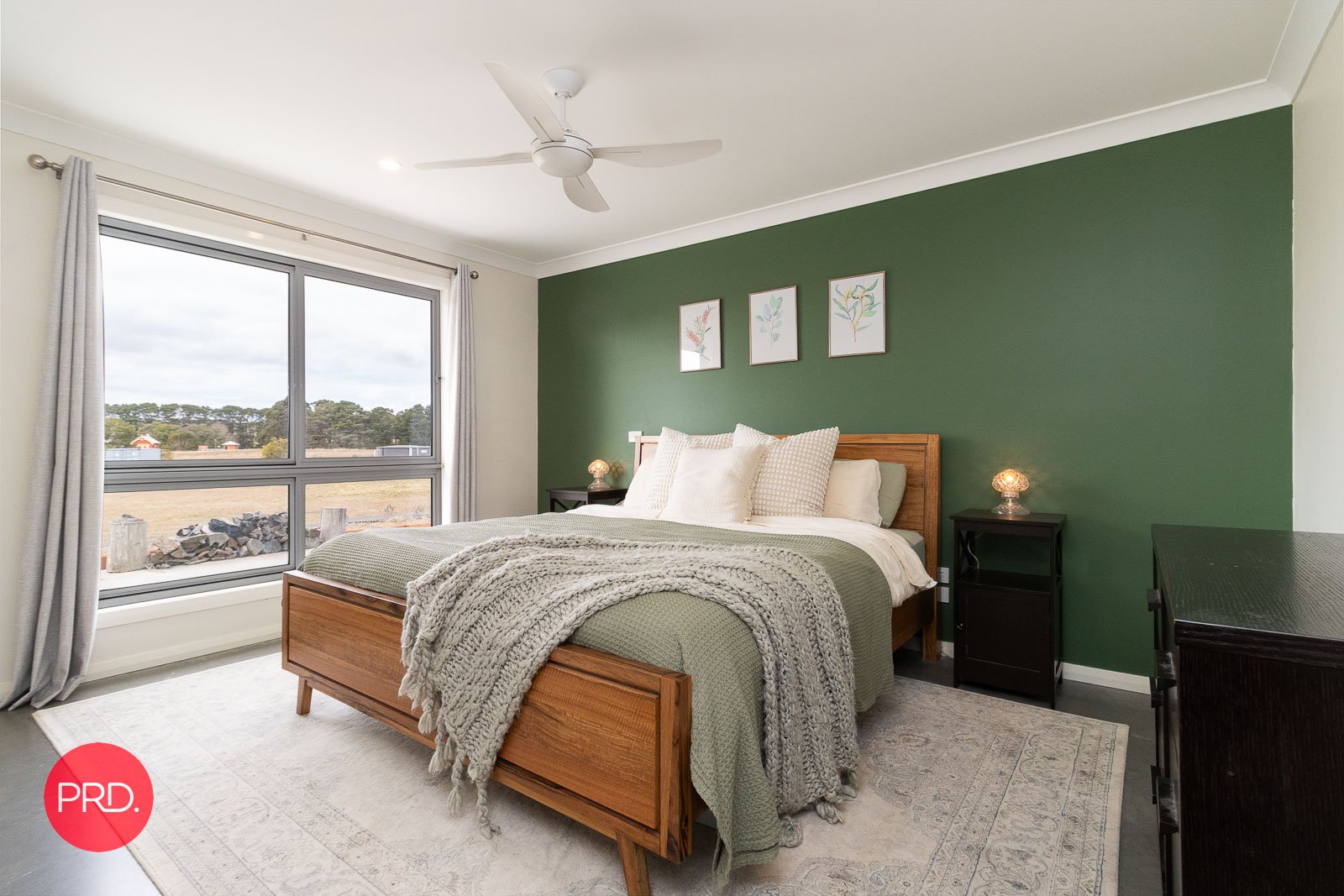 72 Mulwaree Street TARAGO 9