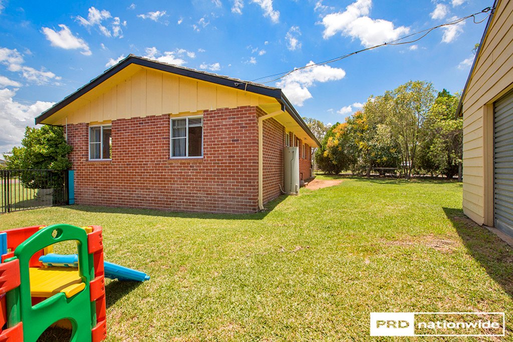 72 Panorama Road TAMWORTH 14