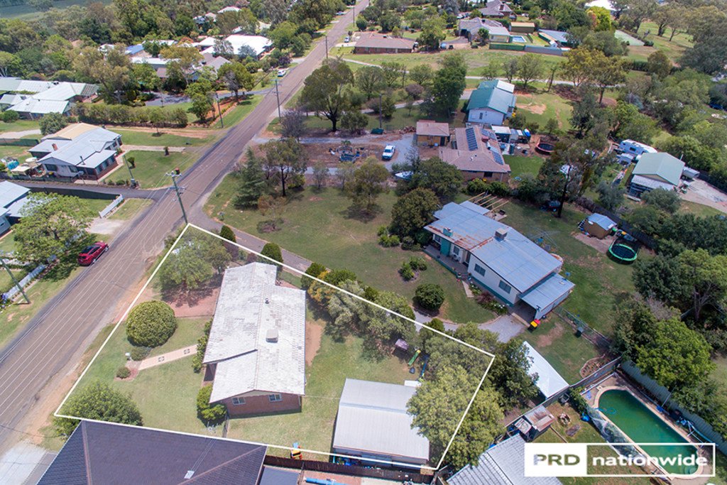 72 Panorama Road TAMWORTH 18