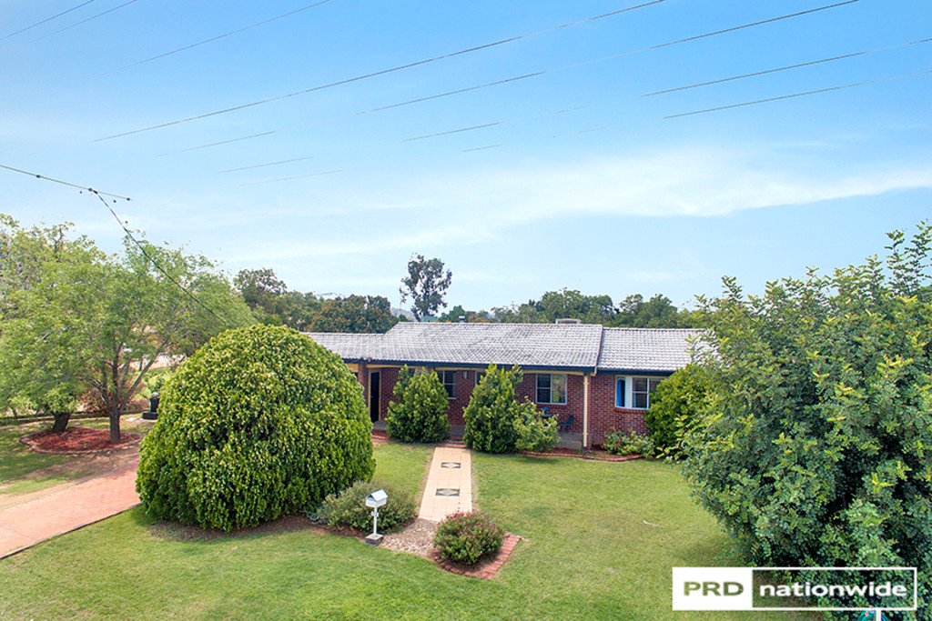 72 Panorama Road TAMWORTH 21