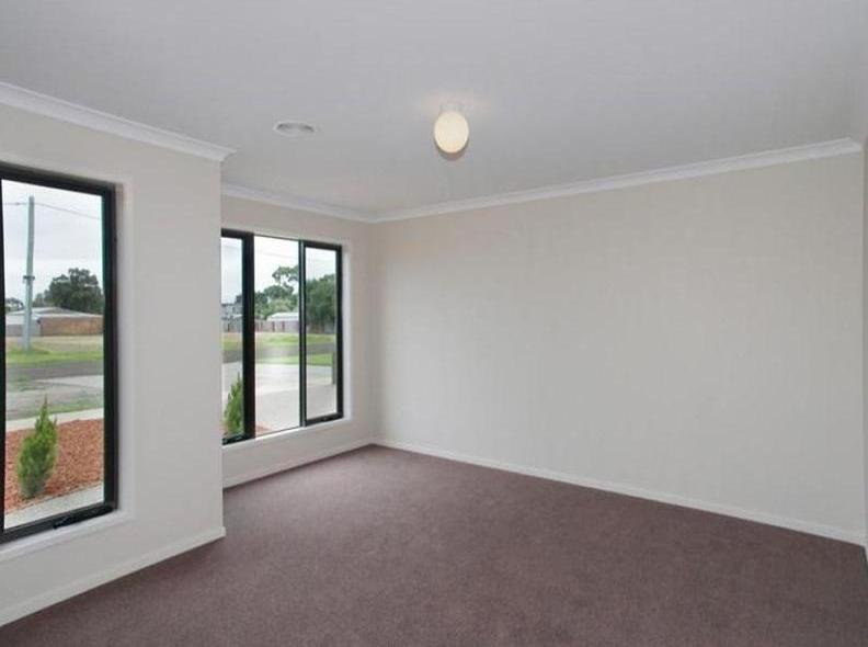Gallery: 72 Payne Street