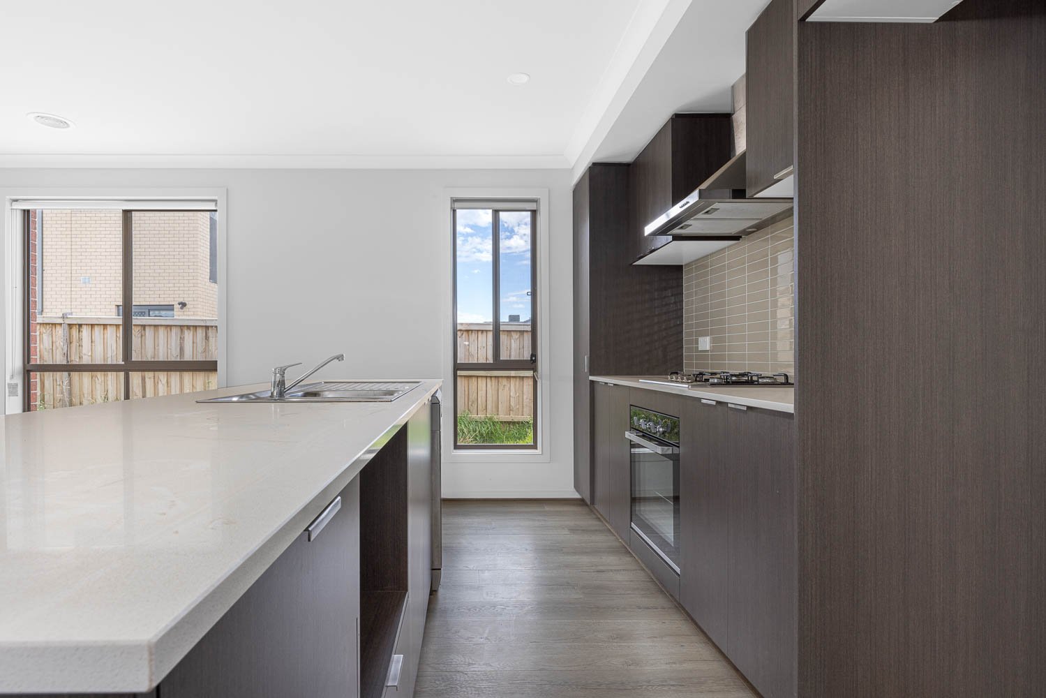 Gallery: 72 Presentation Boulevard